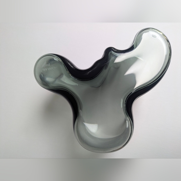 Vintage 2001 Savoy Vase Alvar Aalto 4.75"*6 120 mm Iittala, Finland, Smoke Gray - Picture 4 of 13